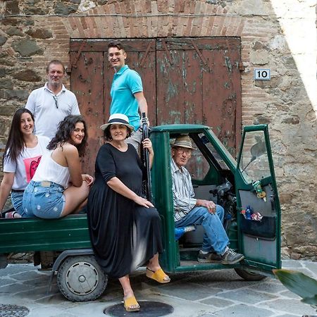 La Casa Di Alice Villa Castelnuovo dellʼAbate Eksteriør billede