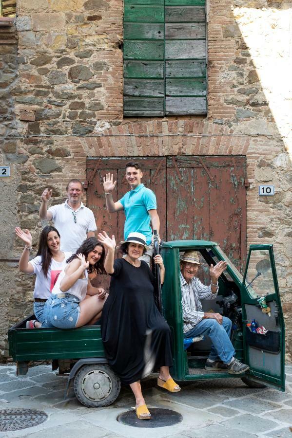 La Casa Di Alice Villa Castelnuovo dellʼAbate Eksteriør billede